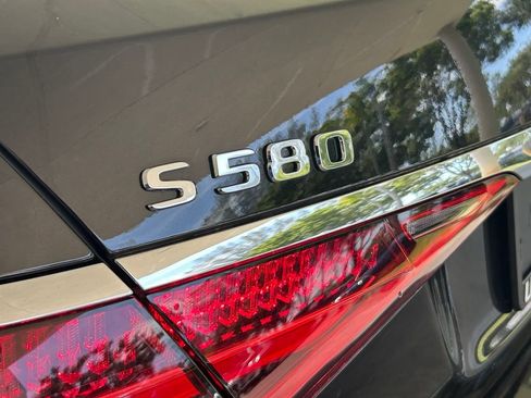 Used 2023 Mercedes-Benz S 580 4MATIC Sedan image 17