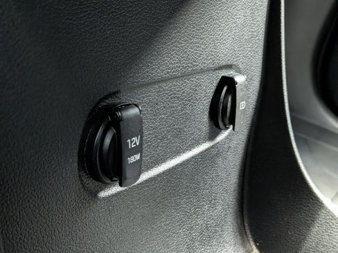 Used 2021 Hyundai Palisade SE FWD image 21
