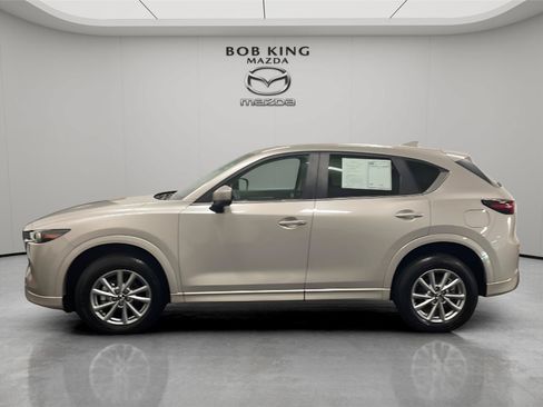 Used 2025 MAZDA CX-5 AWD 2.5 S w/ Preferred Package image 2