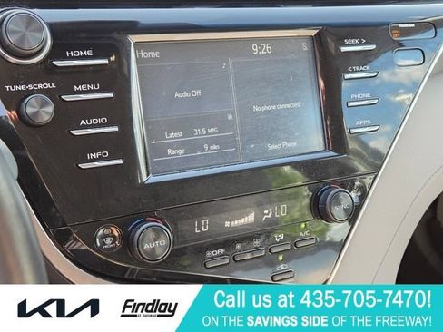 Used 2018 Toyota Camry XSE FWD image 22