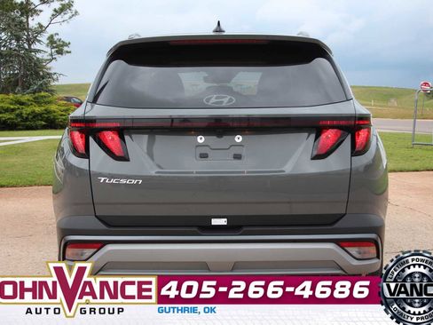 Used 2026 Hyundai Tucson SEL FWD image 8