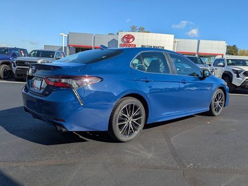 Certified 2024 Toyota Camry SE image 3