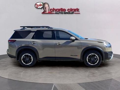 Used 2025 Nissan Pathfinder Rock Creek AWD/4WD image 6