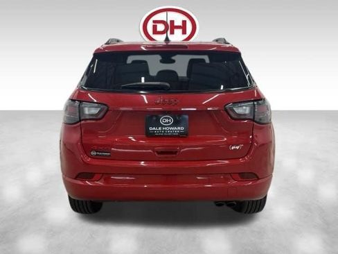Used 2022 Jeep Compass Limited w/ (RED) Package AWD/4WD image 11