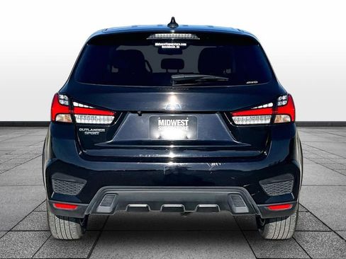 Used 2025 Mitsubishi Outlander Sport SE AWD/4WD image 4