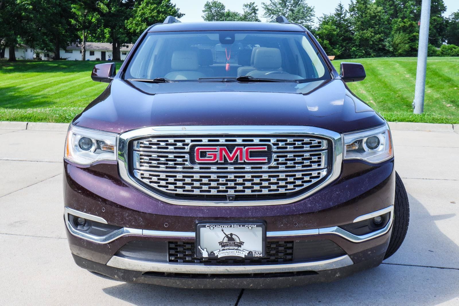Used 2018 GMC Acadia Denali w/ Technology Package AWD/4WD image 20