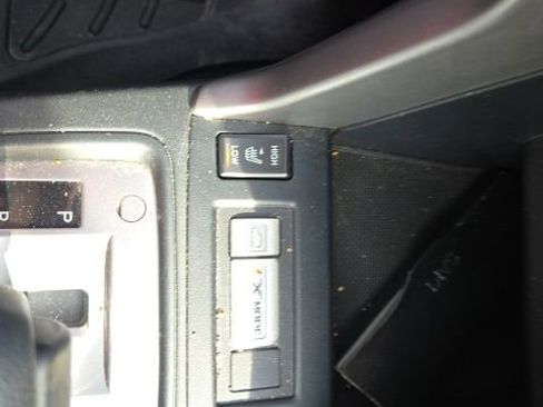 Used 2017 Subaru Forester 2.5i Premium w/ All-Weather Package image 20