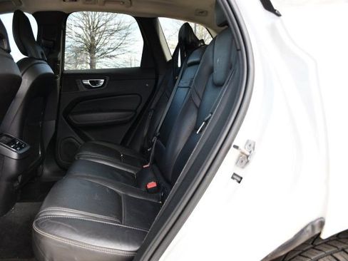 Used 2021 Volvo XC60 T5 Inscription w/ Protection Package Premier image 14