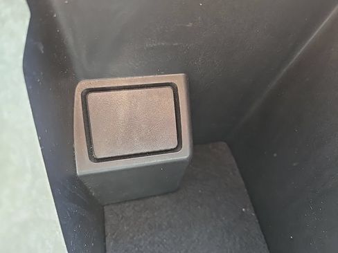 Used 2022 Ford Escape SE w/ Convenience Package FWD image 58