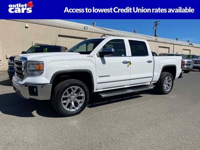 Used 2015 GMC Sierra 1500 SLT w/ SLT Crew Cab Value Package