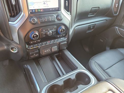 Used 2021 Chevrolet Silverado 1500 LTZ w/ Technology Package image 35