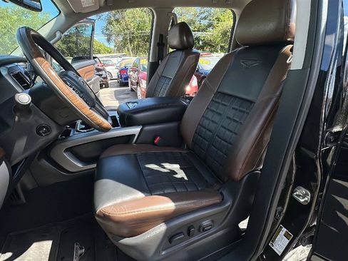 Used 2017 Nissan Titan Platinum Reserve AWD/4WD image 40