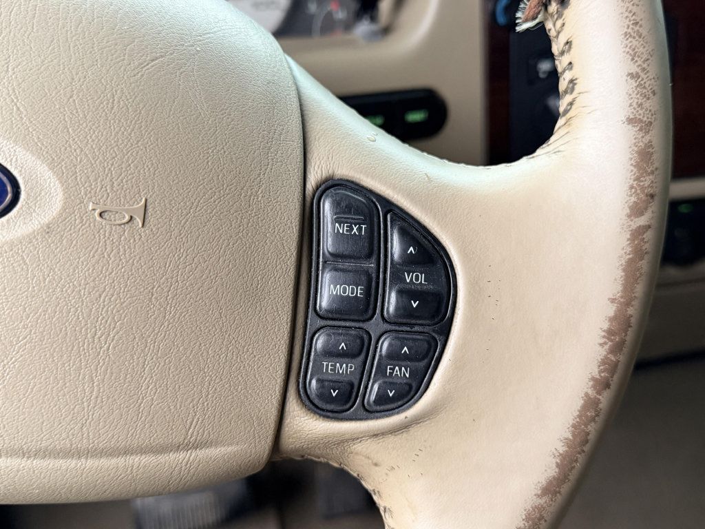 Used 2006 Ford F250 King Ranch AWD/4WD image 21