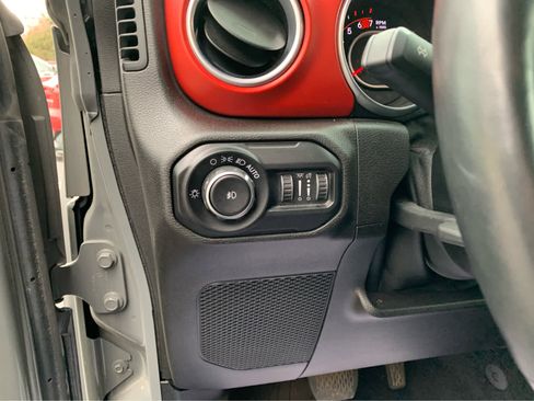 Used 2019 Jeep Wrangler Unlimited Rubicon image 14