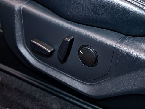 Used 2022 Ford F250 Lariat w/ Tremor Off-Road Package image 25