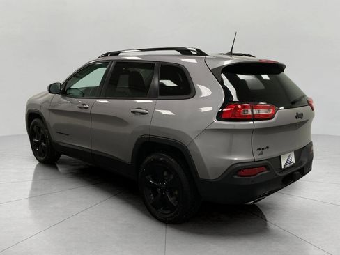 Used 2018 Jeep Cherokee Limited w/ High Altitude Package image 9