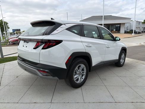 New 2026 Hyundai Tucson SE FWD image 4