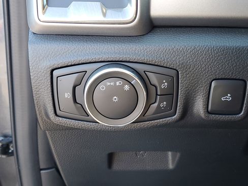 Used 2020 Ford Ranger XLT w/ Equipment Group 301A Mid image 14