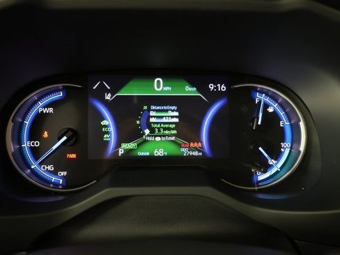 Used 2021 Toyota RAV4 SE image 15