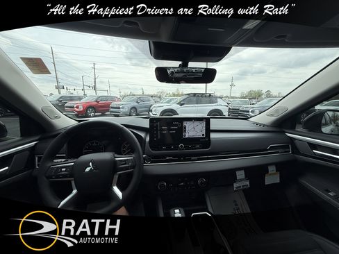 New 2026 Mitsubishi Outlander Trail Edition image 17