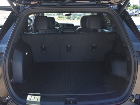 New 2027 Chevrolet Equinox RS w/ LPO, Floor Liner Package FWD image 17