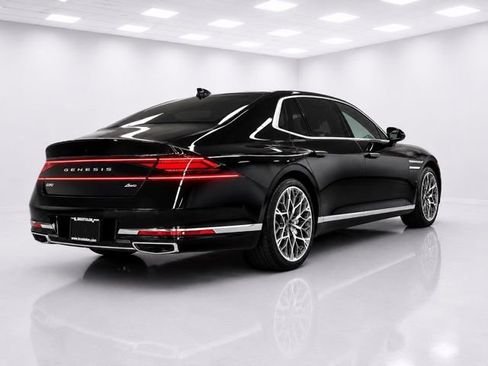 Used 2023 Genesis G90 3.5T AWD/4WD image 5
