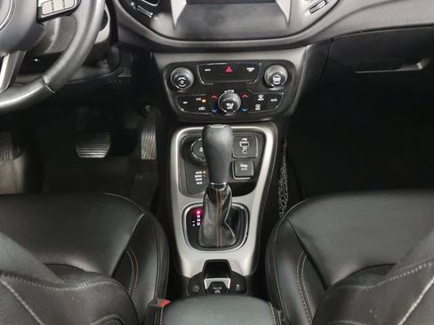 Used 2018 Jeep Compass Latitude w/ Popular Equipment Group AWD/4WD image 21