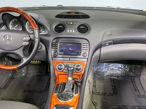 Used 2005 Mercedes-Benz SL 600 image 26