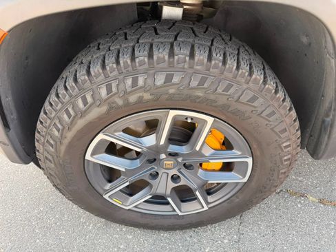 Used 2022 Rivian R1T Adventure AWD/4WD image 34