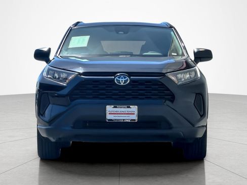 Certified 2022 Toyota RAV4 LE AWD/4WD image 8
