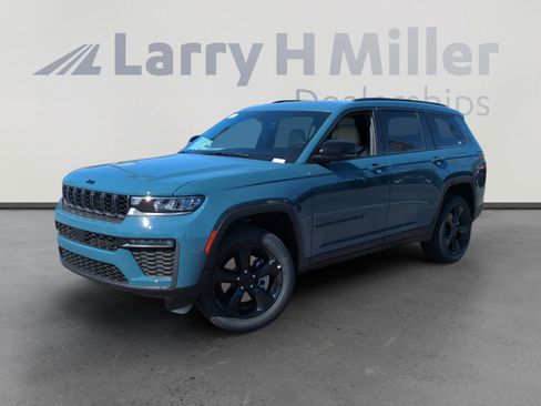 New 2026 Jeep Grand Cherokee L Limited w/ Limited Altitude Package AWD/4WD image 1