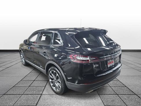 Used 2022 Lincoln Nautilus Reserve image 7