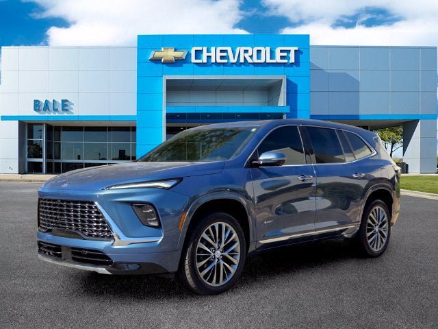 Used 2025 Buick Enclave Avenir w/ Trailering Package, 5000 lbs. FWD image 7