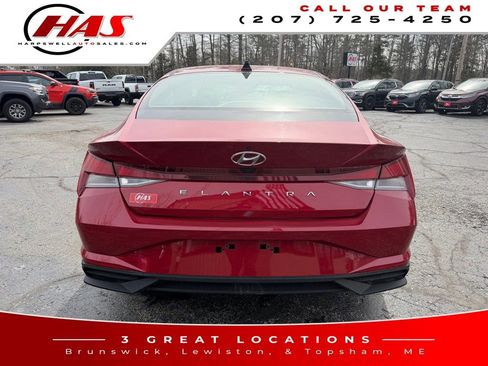 Used 2023 Hyundai Elantra SEL w/ Convenience Package image 5