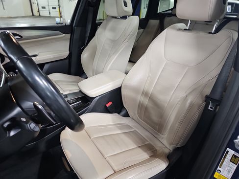 Used 2019 BMW X3 M40i image 9