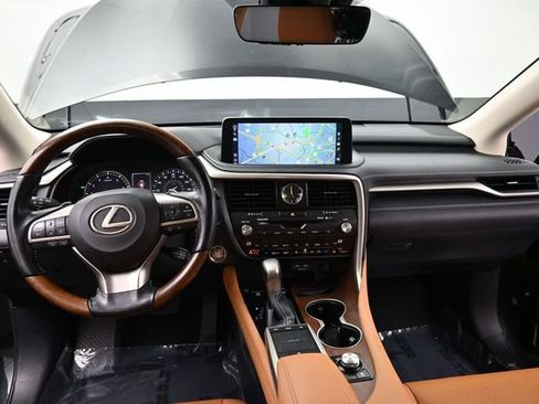 Used 2021 Lexus RX 350L FWD w/ Premium Package image 16