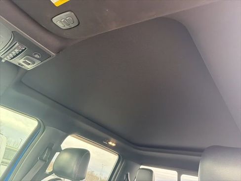 Used 2017 Ford F150 Raptor w/ Equipment Group 802A Luxury image 8