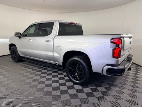 Used 2022 Chevrolet Silverado 1500 RST image 9