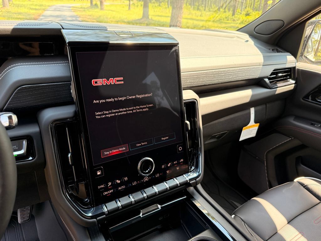 New 2026 GMC Yukon AT4 Ultimate w/ LPO, Floor Liner Package AWD/4WD image 23