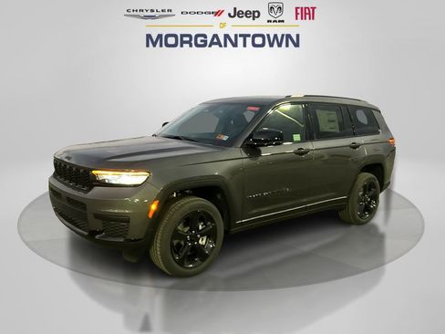 New 2025 Jeep Grand Cherokee L Altitude image 1