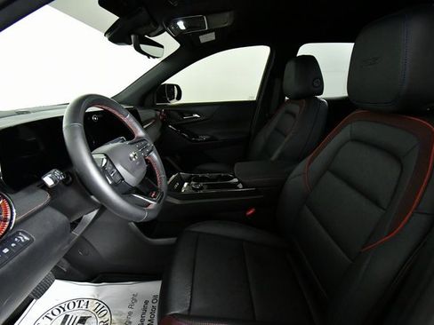 Certified 2025 Chevrolet Equinox RS w/ Safety and Technology Package image 5