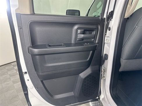 Used 2015 RAM 1500 Express image 10