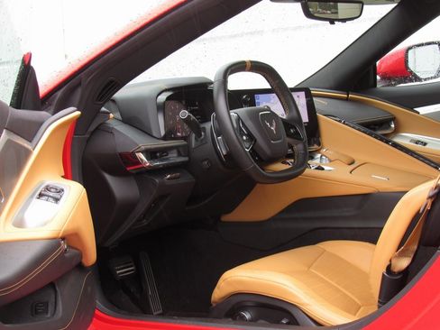 Used 2020 Chevrolet Corvette Stingray Preferred Cpe w/ 2LT Preferred Equipment Group image 9