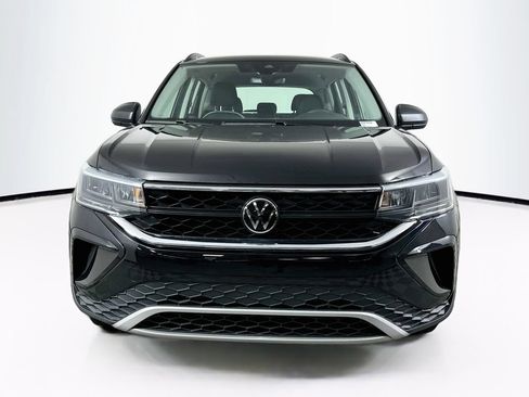 Used 2024 Volkswagen Taos S FWD image 5