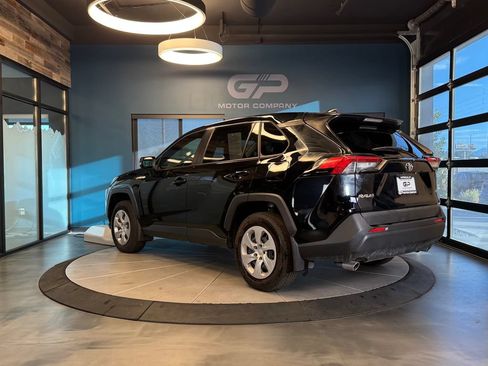 Used 2025 Toyota RAV4 LE FWD image 5