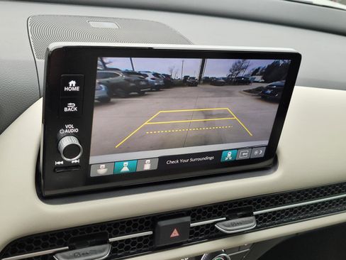 Used 2023 Honda HR-V EX-L image 10