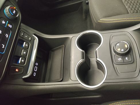 Used 2021 GMC Terrain SLE image 26