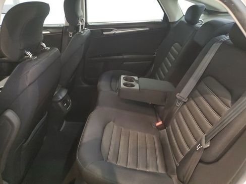 Used 2013 Ford Fusion SE image 26