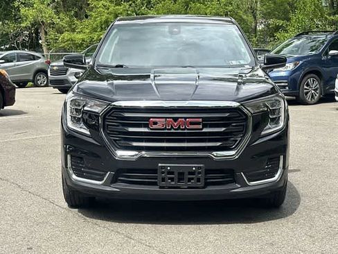 Used 2024 GMC Terrain SLE AWD/4WD image 28