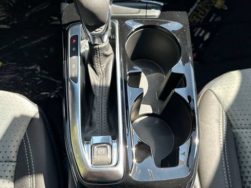 New 2026 Chevrolet Trax LT w/ LT Convenience Package FWD image 27
